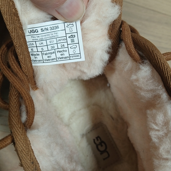UGG Chestnut Brown Leather Lace Up Shearling Lined Waterproof Winter Boots‎ 1153 main image 11